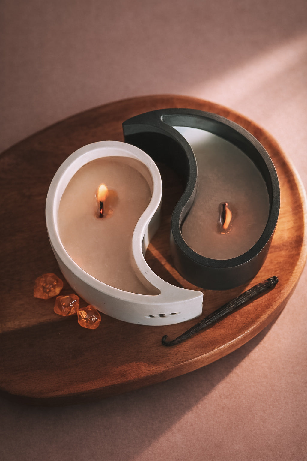 Vela In–Yō 陰陽