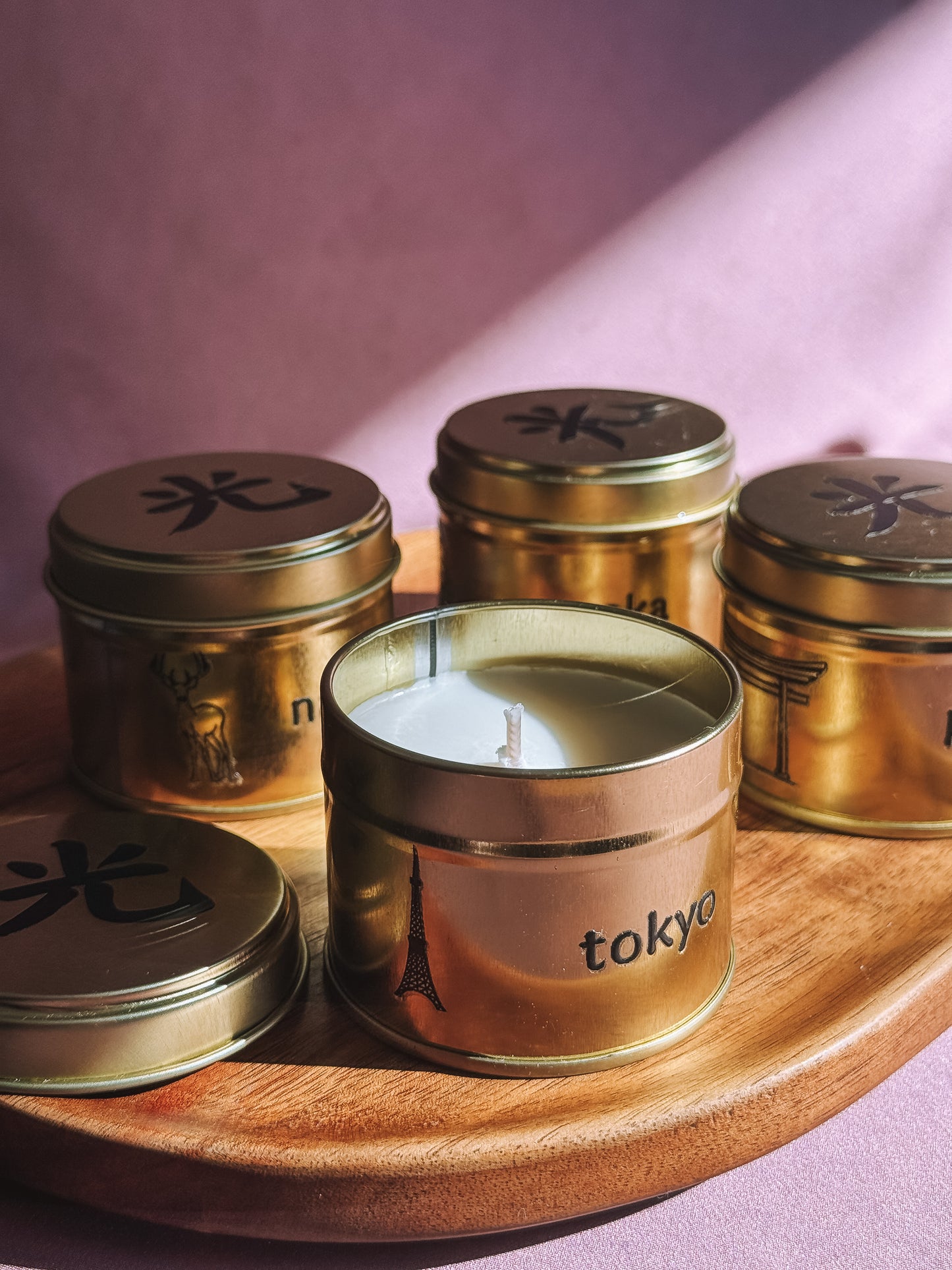 Natsu 夏 | Velas em lata dourada