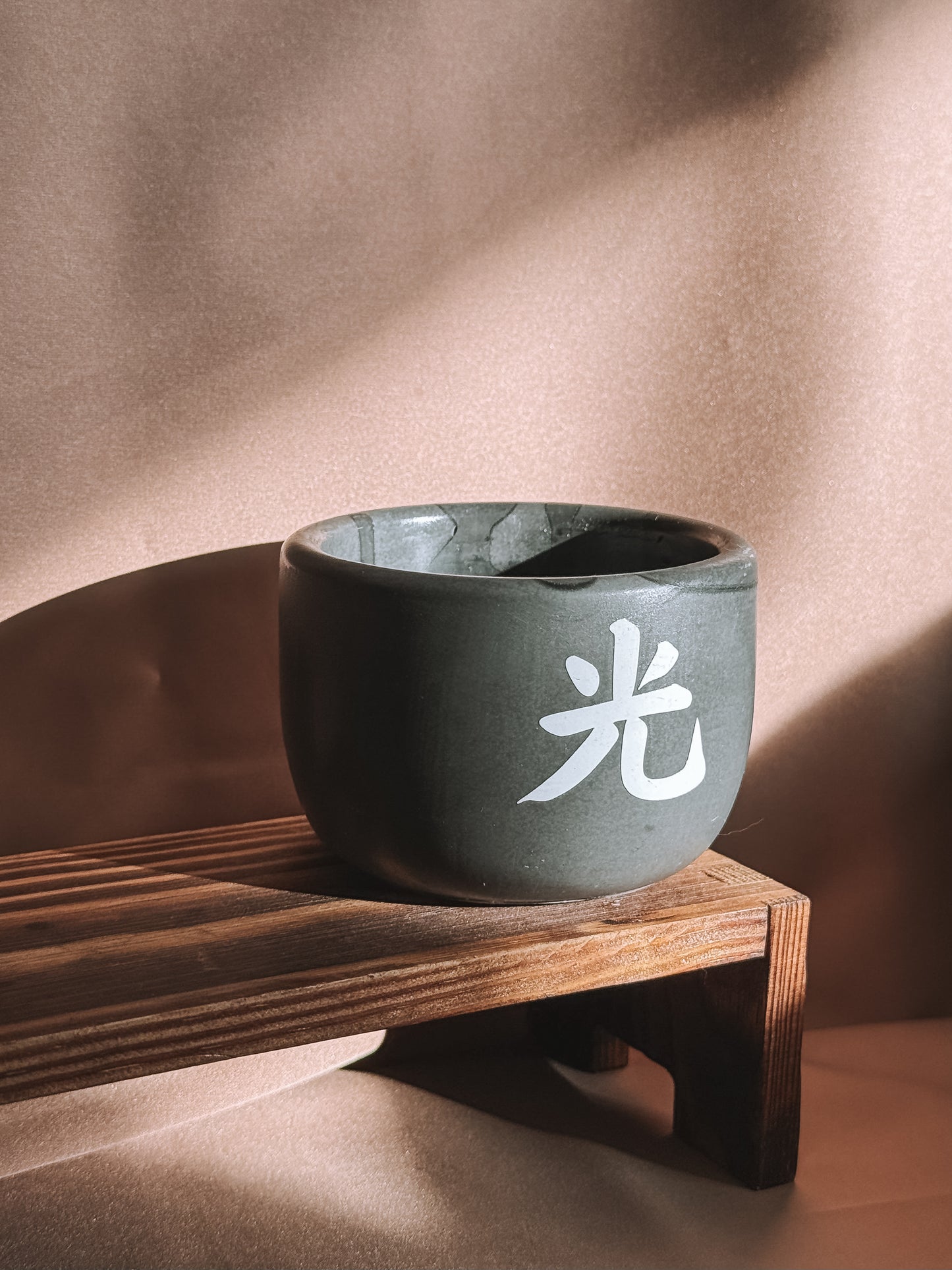 Vela pequena cinza - Edição black week