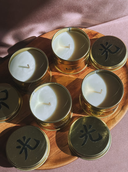 Natsu 夏 | Velas em lata dourada